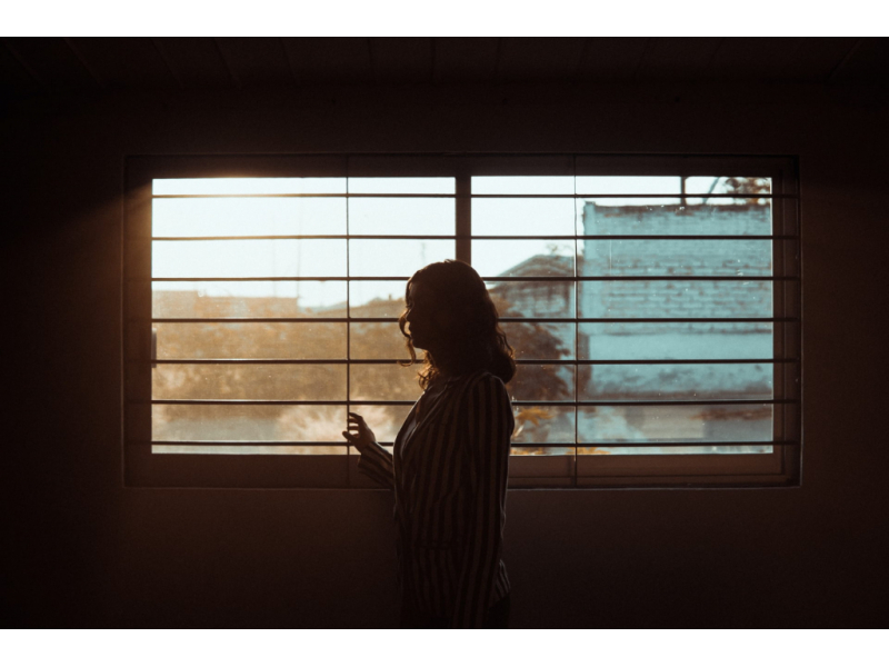 orasul tacut al celor singuri oameni in relatie doar cu munca lor 688712d3e177c