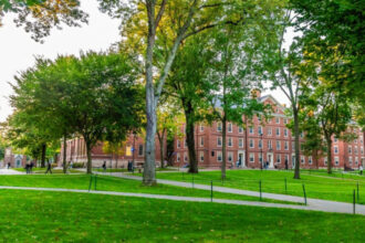 ordonanta a administratiei trump pentru a obtine de la universitatea harvard documente interne despre studentii sai straini 686ebf4c68511