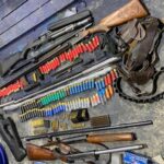 perchezitii la persoane care detineau ilegal arme in bucuresti si maramures 686e30e7d2fe1