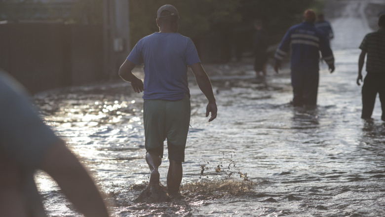 pericol de inundatii pe rauri din mai multe judete hidrologii au emis cod galben de viituri 68823285ae5c3