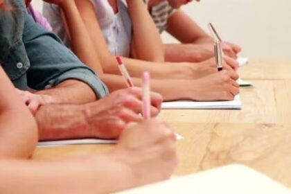 peste 2 500 de candidati din judetul iasi sustin proba scrisa a examenului de titularizare 2025 68750c3e47955