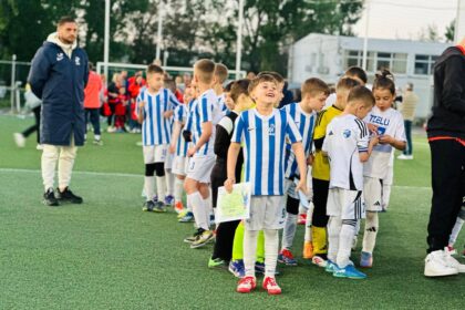 politehnica e pe locul 21 in tara fiind depasita de echipe precum chiajna ori kids tampa brasov ce e de ascuns la centrul de copii si juniori care produce doar pagube 686dbf8069a08