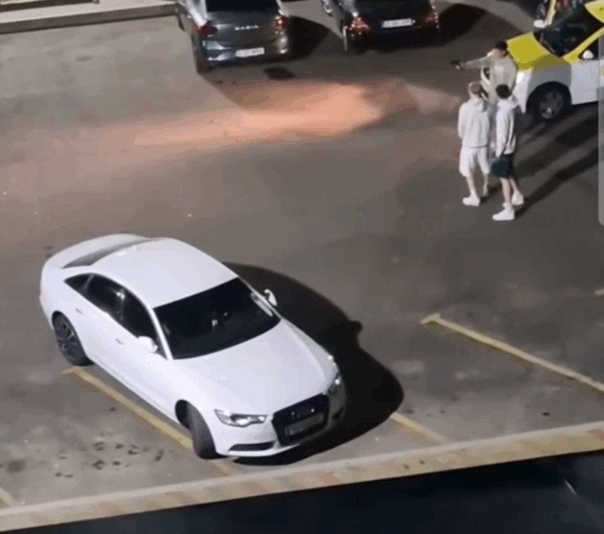 politist din harlau anchetat de proprii colegi dupa ce a participat la o tragere cu arma in afara serviciului 687ce93438f8d