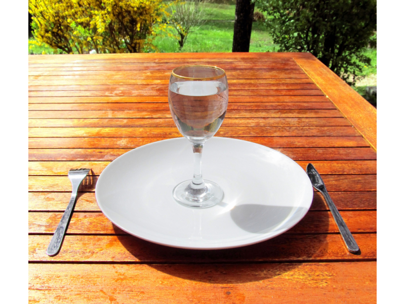 postul cu apa o intalnire radicala cu sinele ganduri despre claritate discernamant si reintoarcerea la adevar 6888594666409