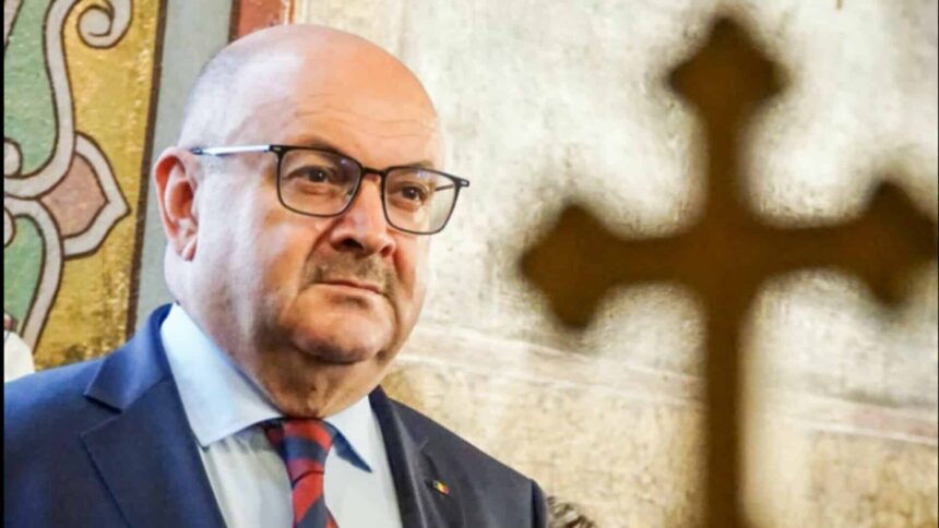 presedintele cj arges jigniri si limbaj agresiv la adresa unui consilier pnl erai limitat sa nu zic prost 6889ca4f1bfe9