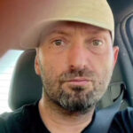 prima reactie a lui cheloo dupa scandalul de la catedrala mantuirii neamului ce cauta rapperul in curtea bisericii 6889999852791