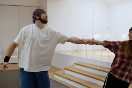 proiect inedit al universitatii de arte si tuiasi dansul cercetat din punct de vedere stiintific 687aec5c1aaec