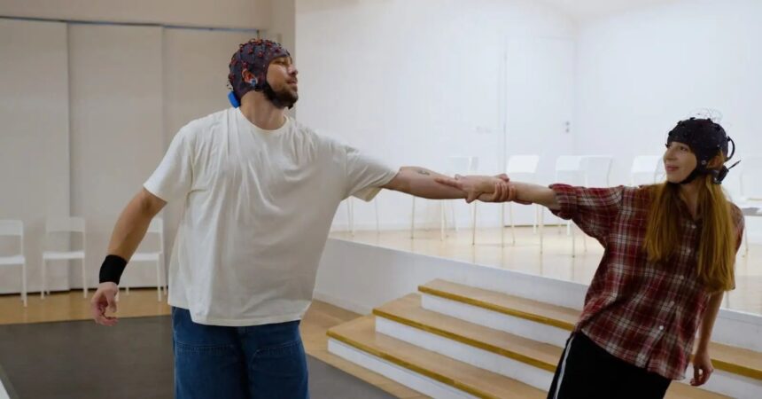 proiect inedit al universitatii de arte si tuiasi dansul cercetat din punct de vedere stiintific 687aec5c1aaec