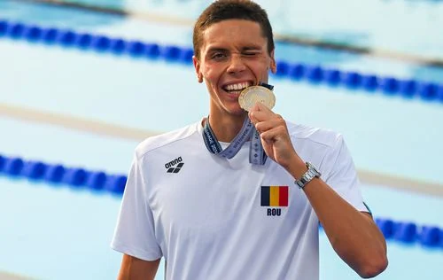 reuters popovici construieste un zid iar rivalii lui platesc pentru asta 688bb5cec6b50