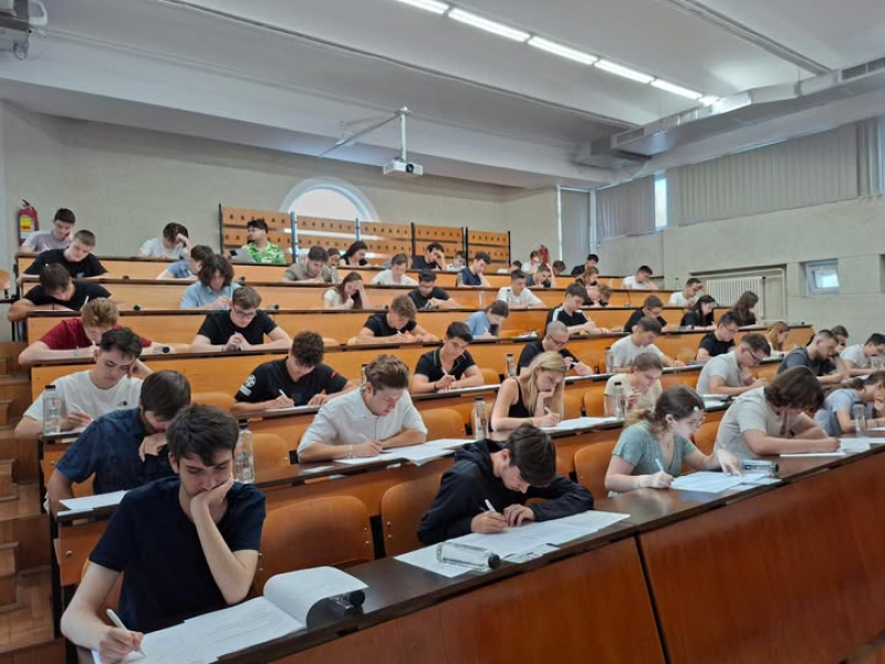 s au afisat rezultatele la facultatea de automatica si calculatoare 687487c0c3096