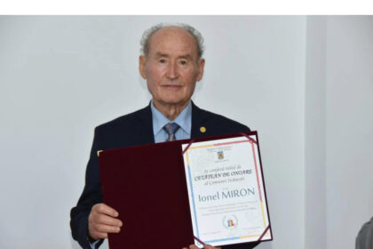 sarbatorit la 90 de ani profesorul ionel miron va primi titlul de cetatean de onoare al municipiului iasi 6875ffdf92c3d