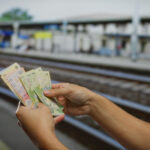 se scumpesc biletele de tren de la 1 august cat vor plati romanii dupa majorarea tva 6888cab4168cc
