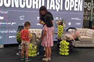 simona halep intampinata cu emotie si aplauze la iasi a fost visul meu sa o vad in carne si oase 686e4247e8aeb