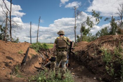 situatie dinamica in zona orasului kameanske fortele ucrainene se regrupeaza pe flancuri rusii incearca o noua tactica 687fd03a0edcb