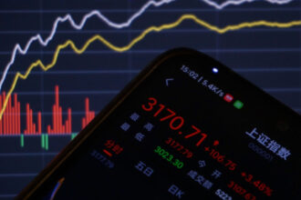 tarifele lui donald trump lovesc puternic in pietele bursiere europene scaderea inregistrata dupa anuntul liderului de la casa alba 6874db09184c7