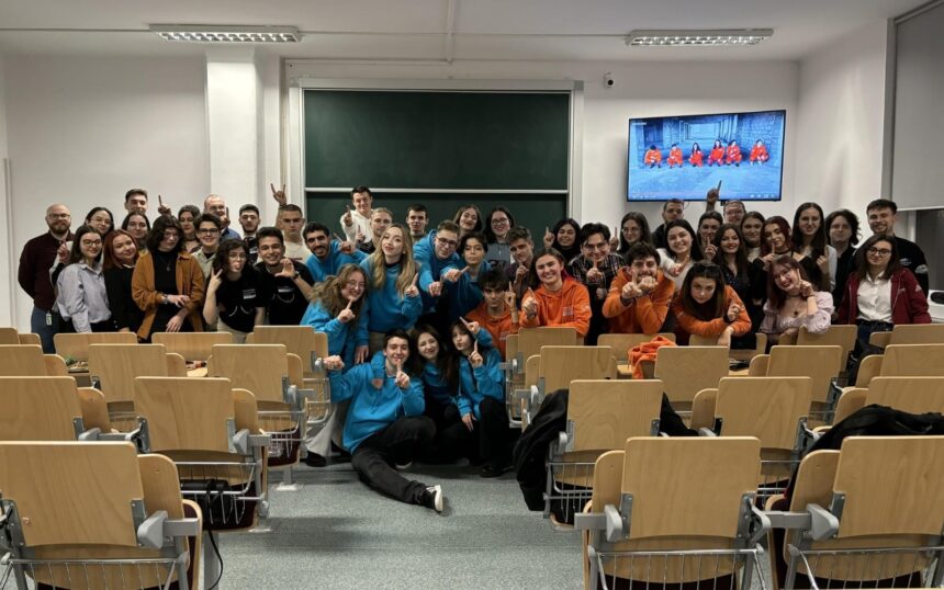 tinerii din iasi sunt invitati sa devina arhitectii schimbarii prin youth speak projects un nou eveniment marca aiesec 688026a7237fc