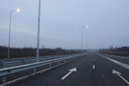 trafic rutier oprit pe a3 dupa ce mai multe vaci au rupt gardul de protectie in dreptul localitatii voluntari si au intrat pe sosea 687f973b493f0