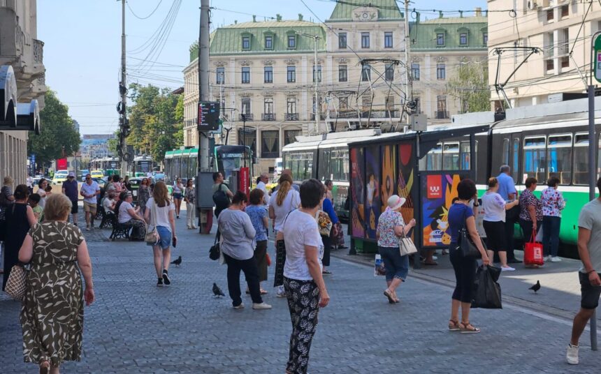 tramvaie blocate in centrul orasului circulatie reluata partial in zona piata unirii 6883838f1bdfa
