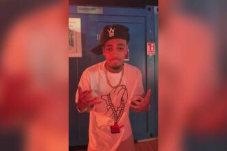 trapperul albert nbn amendat de trei ori dupa ce a injurat romania pe scena un deputat a depus plangere impotriva lui 6877c996178ba