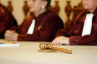 trei noi judecatori constitutionali isi incep mandatele saptamana aceasta 686d2996811cc