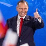 trump il lauda pe presedintele ales al poloniei karol nawrocki si distribuie videoclipuri cu proteste anti migratie 688357cb3d26a