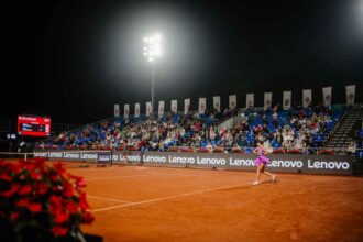 turneul de la ciric sorana cirstea a invins o pe mihaela buzarnescu jacqueline cristian a trecut si ea in turul ii unde mai este irina begu 687732413dfff