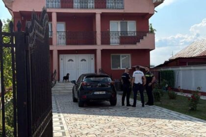 un adolescent din gorj si a injunghiat mortal bunica mai are o tentativa de omor la activ 68825ff1d5c9d