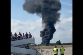 un avion de mici dimensiuni s a prabusit pe aeroportul southend din londra 687409c78568e