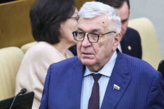 un deputat rus mort a votat 11 legi acesta era membru in partidul rusia unita condus neoficial de catre vladimir putin 6882015b8c0d7