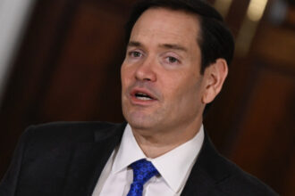 un impostor care s a folosit de inteligenta artificiala s a prezentat drept marco rubio a reusit sa contacteze trei ministri straini 686d1ddf2553d