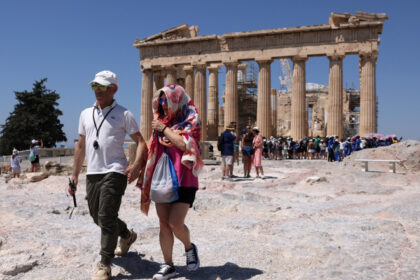 un nou val de canicula loveste grecia zonele unde temperaturile vor trece de 40 de grade celsius 687cd2048be3e