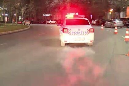 un politist din cluj si a dus sotia la munca cu girofarul pornit si a provocat un accident pe drum seful sau a incercat sa l acopere 68790ca1caf0a