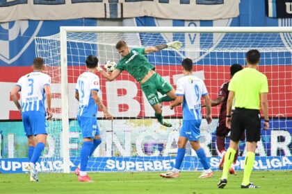 universitatea craiova s a calificat in turul trei preliminar al conference league dupa 4 0 cu fk sarajevo 688bcb47d645c