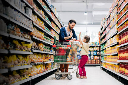 vanzarile cu amanuntul au scazut mai puternic in ue decat in romania in luna mai 686c21eb98861