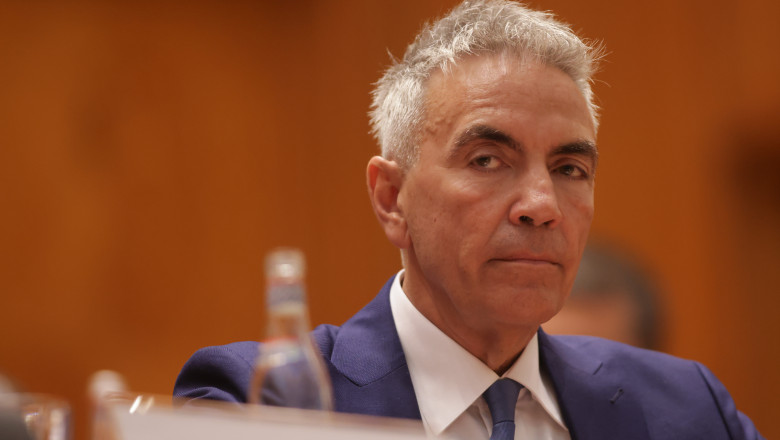 vicepremierul dragos anastasiu a platit ani de zile taxa de protectie ca firma lui sa nu aiba probleme cu anaf detaliile cazului 6883619ca0a1a