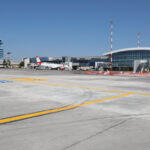 video aeroportul otopeni functioneaza cu o singura pista lucrari de reparatii in plin sezon al vacantelor 68876df62a8f2