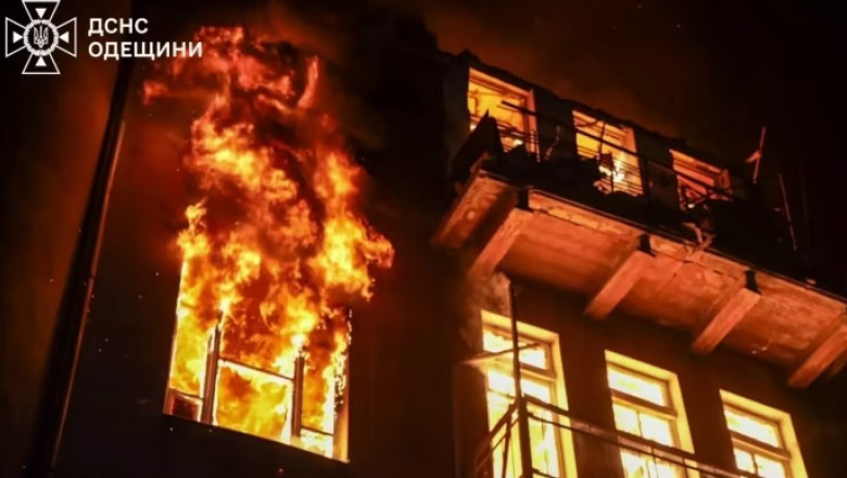 video atac aerian al rusiei asupra orasului port odesa cinci persoane au fost ranite printre care doi copii 6866301b986e3