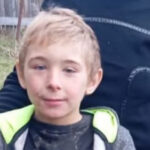 video baiatul de 7 ani cautat dupa ce a disparut in padure in judetul neamt a fost gasit dupa aproape 24 de ore 687cd7d30b694