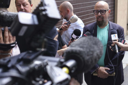 video cum lauda piedone pe tiktok hotelul unde potrivit dna a facut un control anuntat miroase a fresh aveti hotel de 200 de stele 687f3d9f7fa28