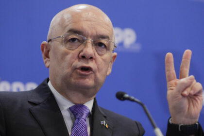 video emil boc reactie furioasa la adresa usr la nivel national sunteti cu tva in gura local vreti totul gratis ce spune claudiu nasui 686d0e624158b