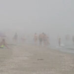 video imagini spectaculoase de pe litoral o ceata densa a cuprins plajele din mamaia si vama veche 68834c26c1ebf