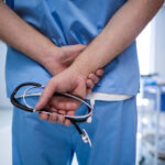 video ministrul alexandru rogobete cere medicilor de la stat sa respecte orarul de lucru dupa program poate activa unde vrea in privat 6877bf97303e2