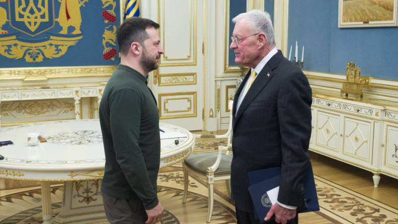 video trimisul special al lui donald trump a ajuns la kiev ce subiecte va discuta generalul american in saptamana in care va sta in ucraina 6874d185111f0