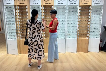 videt pariaza pe iasi cel mai mare showroom de optica din moldova deschis in palas mall dupa o investitie de 300 000 de euro 686f065aaae7b