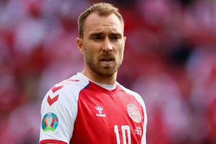 wrexham clubul patronat de actorii ryan reynolds si rob mcelhenney vrea sa l achizitioneze pe christian eriksen 68848331a8aef