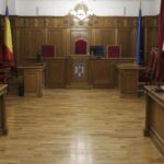 zeci de magistrati stau in locuinte de serviciu ale ministerului justitiei si platesc chirie intre 60 si 197 de lei in centrul capitalei 36 dintre ei sunt pensionari 687d7bf0e5207