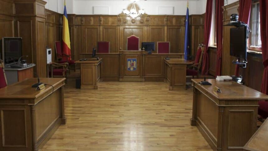 zeci de magistrati stau in locuinte de serviciu ale ministerului justitiei si platesc chirie intre 60 si 197 de lei in centrul capitalei 36 dintre ei sunt pensionari 687d7bf0e5207