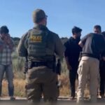 14 romani arestati in sua risca deportarea au intrat ilegal in tara 68b41447641c0