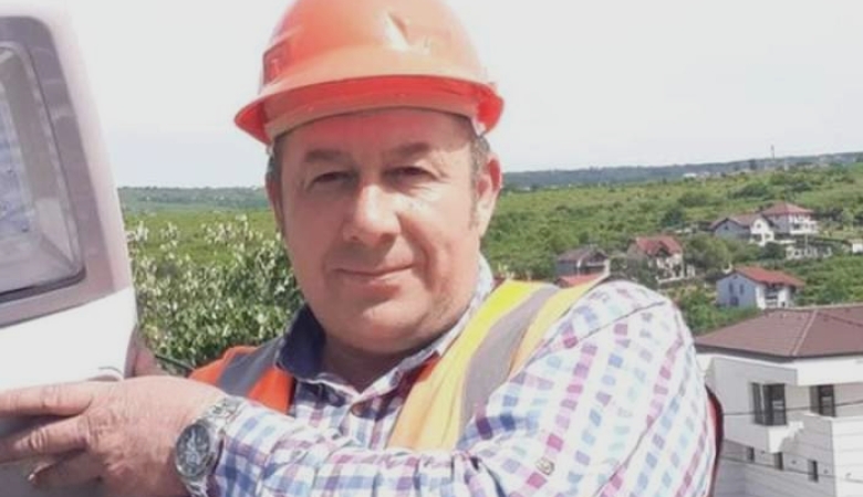 7 miliarde lei vechi pe becuri invizibile jaful din barnova continua consilierul local sebastian colotin il acuza direct pe primarul mihai balan 68afe02fef7bd