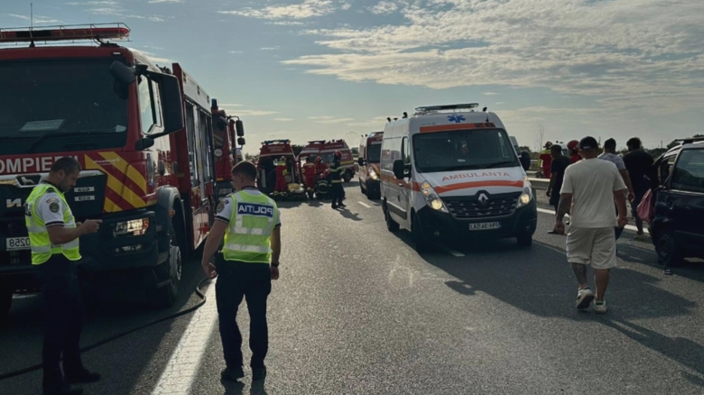 accident grav pe a3 in zona comunei barcanesti sapte persoane ranite una inconstienta alte sase in stare critica foto video 68a4a0c37eb55